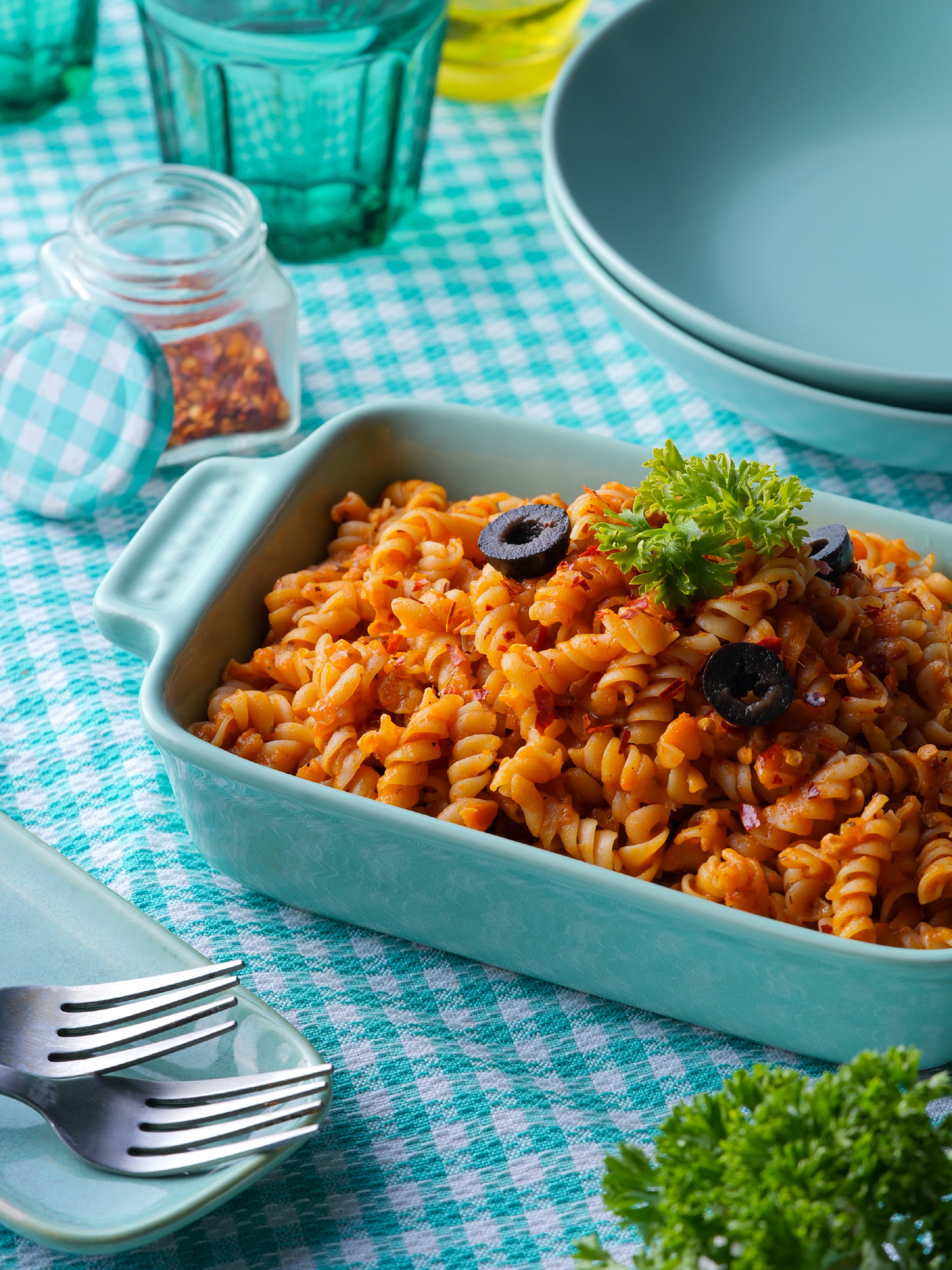 Red Pasta – Ready in 5 Minutes (No Cooking)